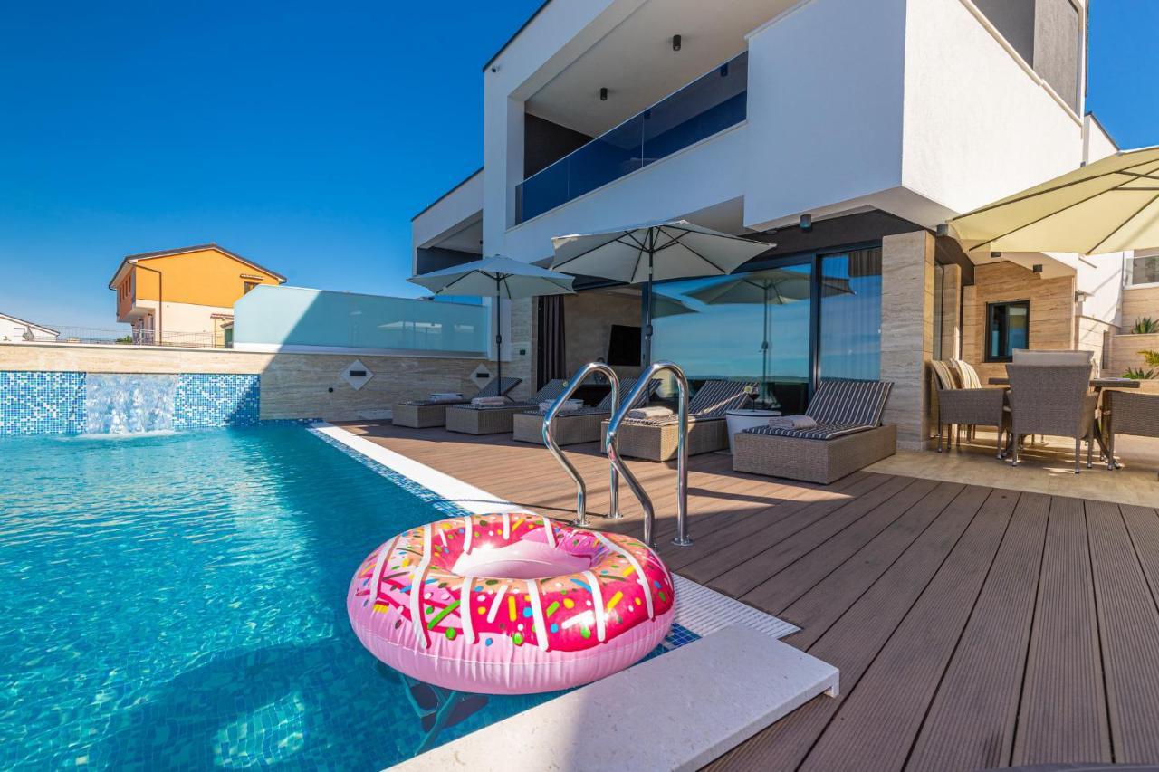 Villa Marassi With Heated Pool, Hot Tub And Sauna Crikvenica Ngoại thất bức ảnh