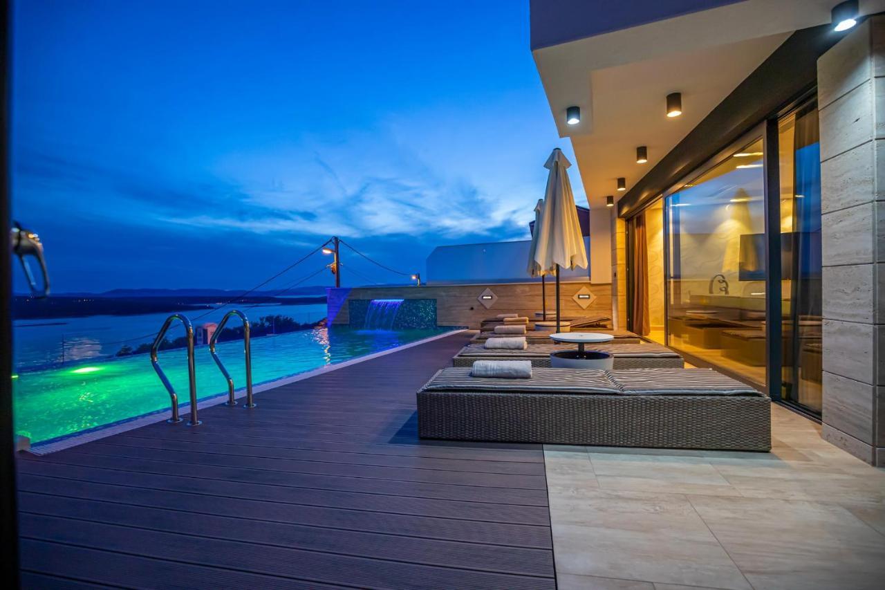 Villa Marassi With Heated Pool, Hot Tub And Sauna Crikvenica Ngoại thất bức ảnh