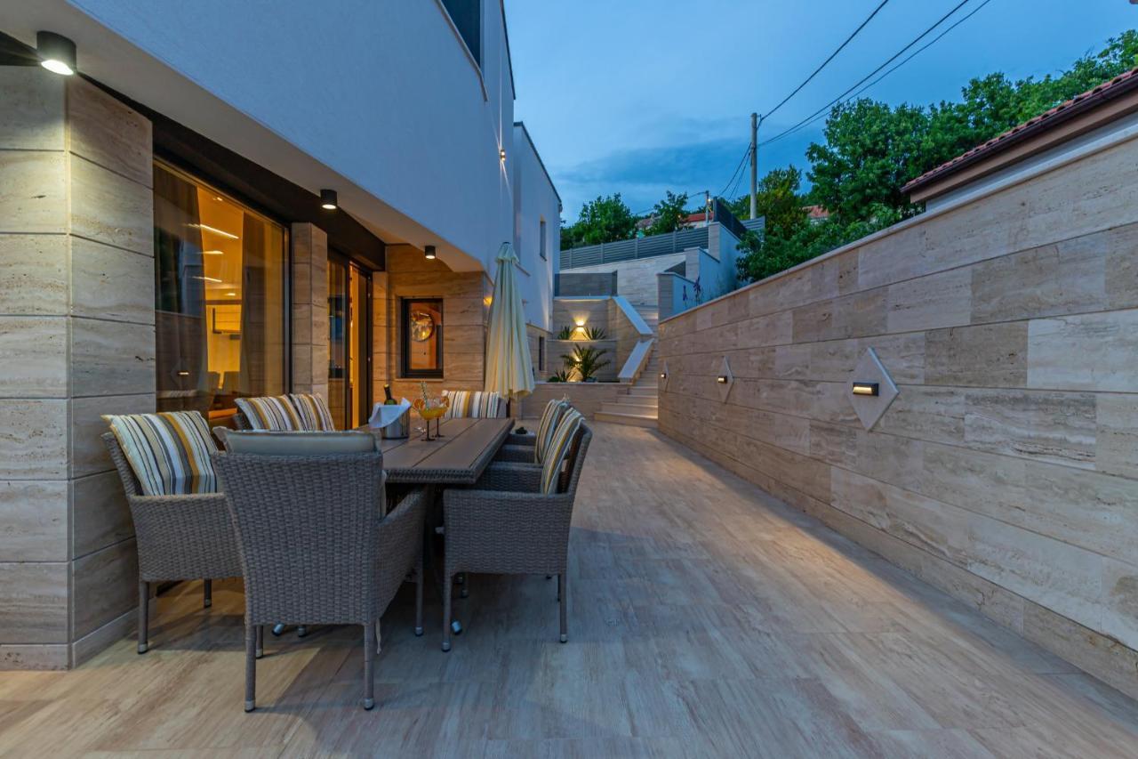 Villa Marassi With Heated Pool, Hot Tub And Sauna Crikvenica Ngoại thất bức ảnh