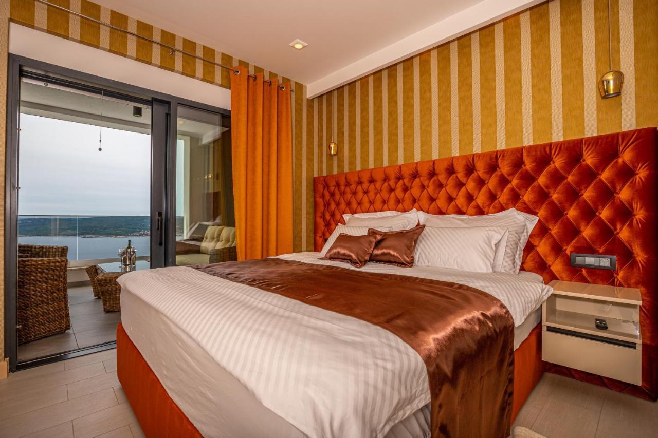 Villa Marassi With Heated Pool, Hot Tub And Sauna Crikvenica Ngoại thất bức ảnh